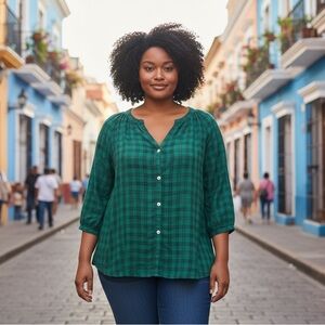 Green Plaid‎ Button-Up Women's Top